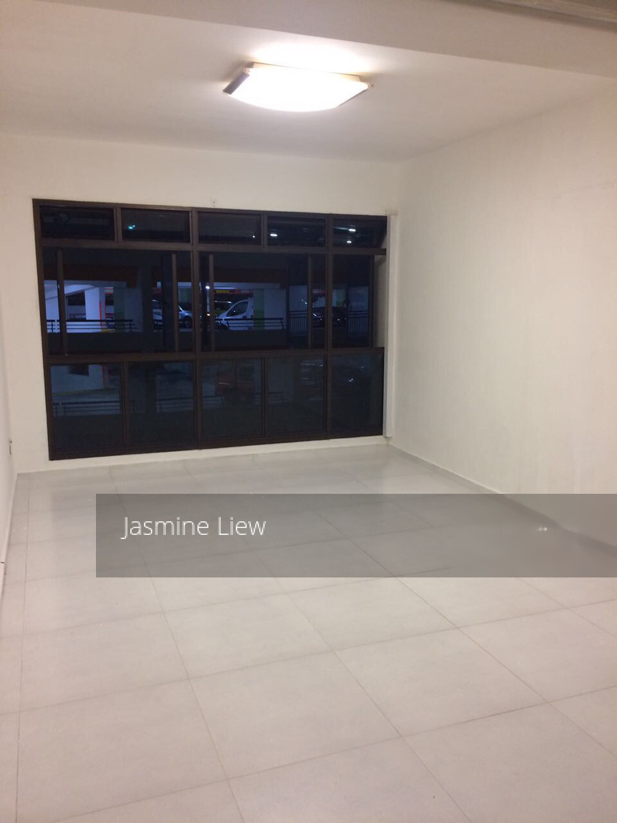 Jurong West Street 61 thumbnail photo